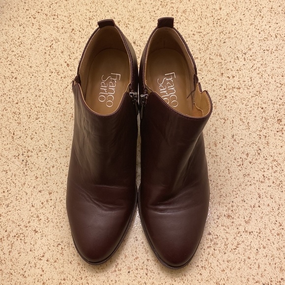 Franco Sarto Burgundy booties - Picture 2 of 6